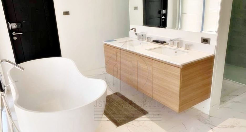 Haus zum Kauf mit 5 Zimmer in Watthana, Bangkok