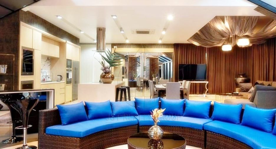 Haus zum Kauf mit 5 Zimmer in Watthana, Bangkok