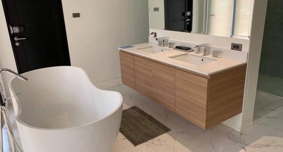 Haus zum Kauf mit 5 Zimmer in Watthana, Bangkok