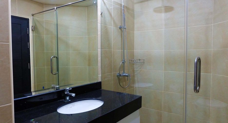 Condo en alquiler de 2 habitaciones en Bang Lamung, Chonburi
