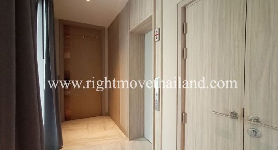 For rent and for sale 4 bedrooms house in Watthana, Bangkok