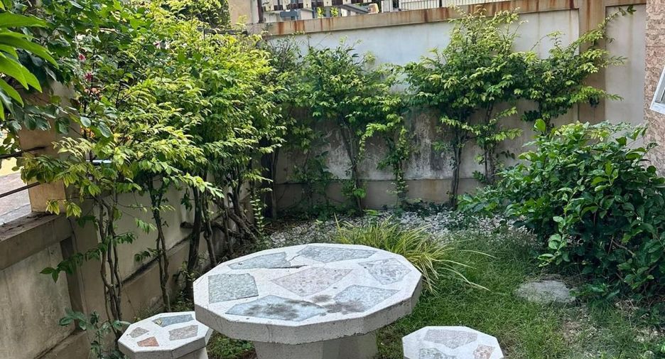 For sale 3 bedrooms house in Si Racha, Chonburi