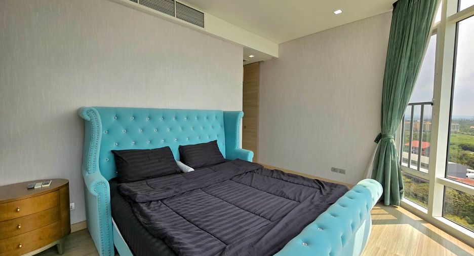 For rent 3 bedrooms condo in Bang Lamung, Chonburi