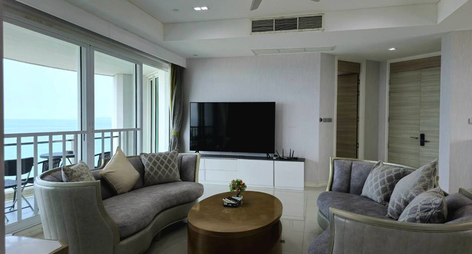 For rent 3 bedrooms condo in Bang Lamung, Chonburi