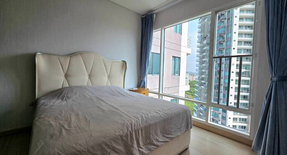 For rent 3 bedrooms condo in Bang Lamung, Chonburi