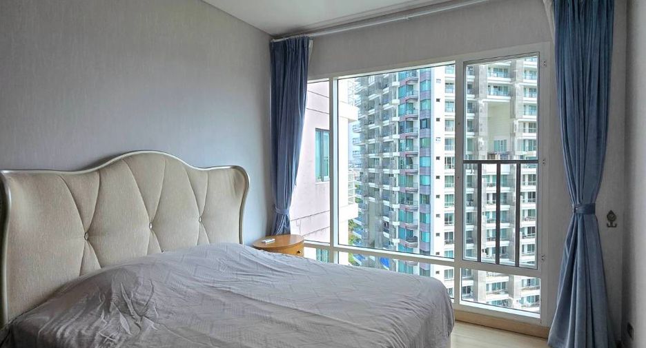 For rent 3 bedrooms condo in Bang Lamung, Chonburi