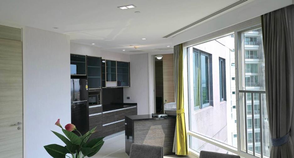 For rent 3 bedrooms condo in Bang Lamung, Chonburi