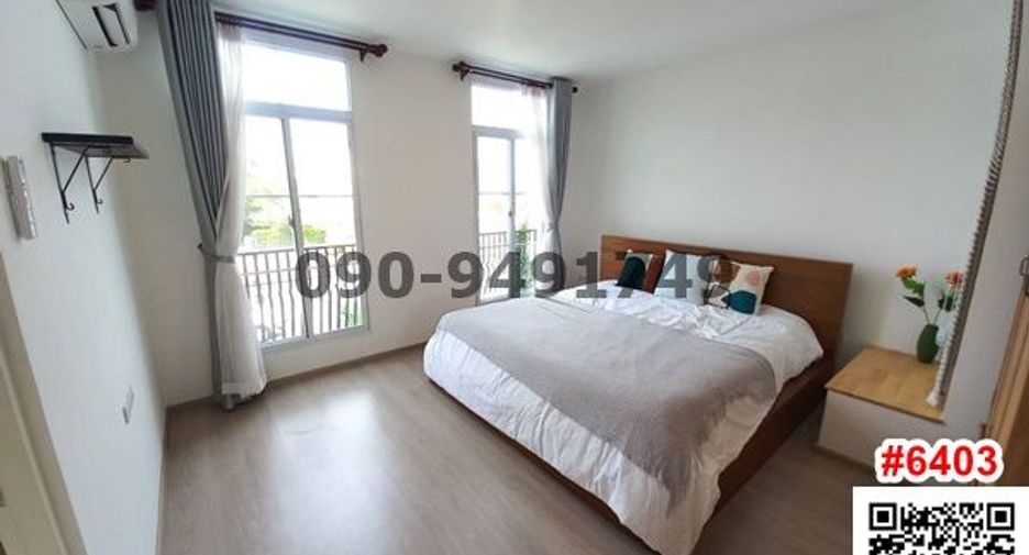 For rent 3 bedrooms townhouse in Prawet, Bangkok