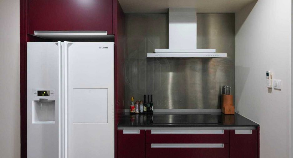 For rent 4 bedrooms condo in Pathum Wan, Bangkok