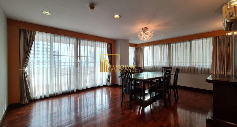 For rent 4 bedrooms apartment in Khlong Toei, Bangkok