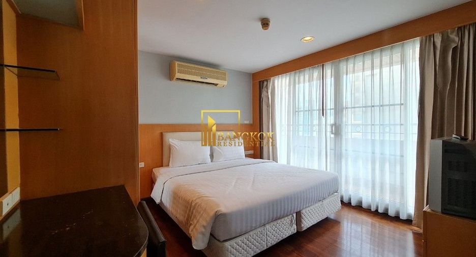 For rent 4 bedrooms apartment in Khlong Toei, Bangkok