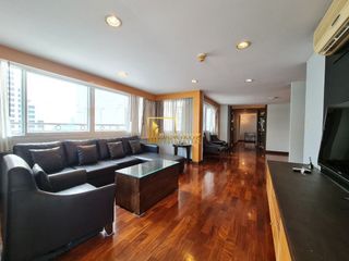 For rent 4 bedrooms apartment in Khlong Toei, Bangkok