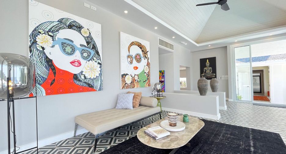 For sale 5 bedrooms villa in Thalang, Phuket