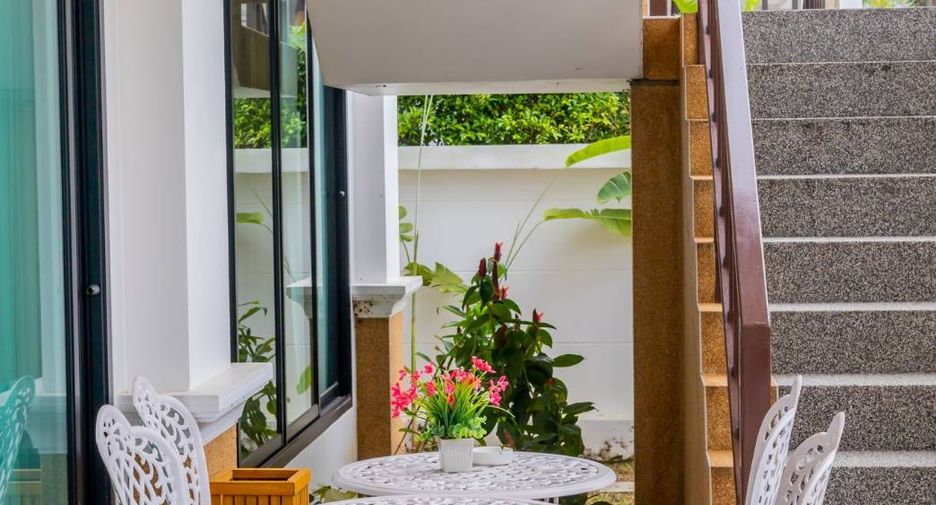 À louer 4 chambres villa à Mueang Krabi, Krabi