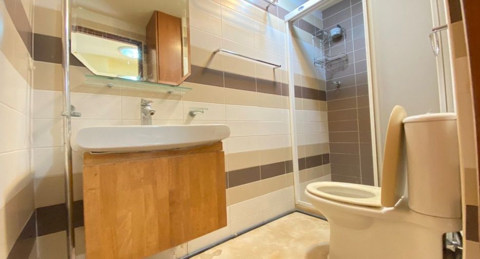 For sale 1 Beds condo in Phaya Thai, Bangkok