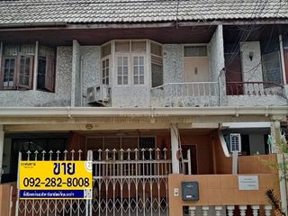 For sale 2 bedrooms townhouse in Bang Na, Bangkok