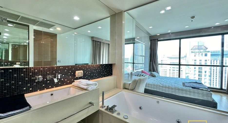 For rent 2 bedrooms condo in Sathon, Bangkok