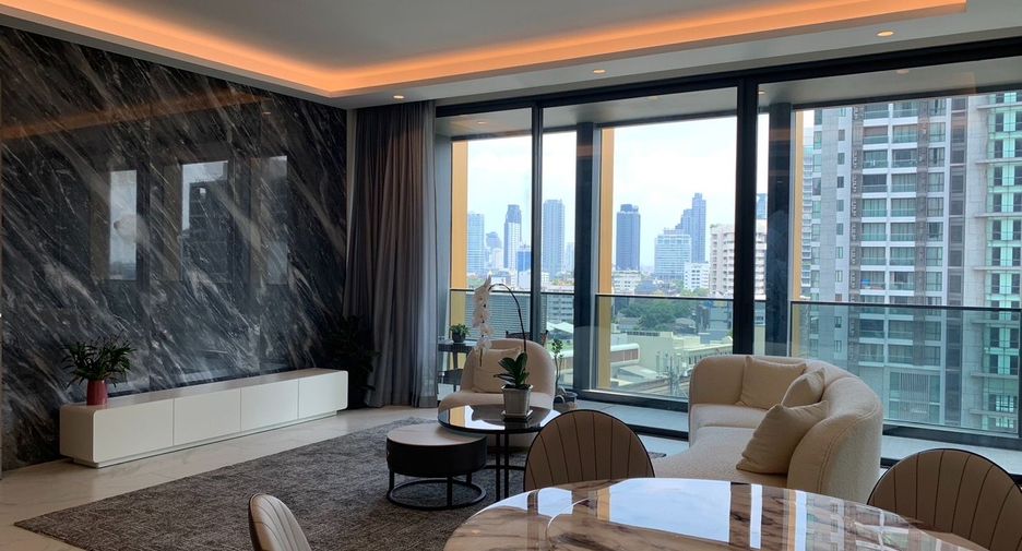 Condo en alquiler de 2 habitaciones en Khlong Toei, Bangkok