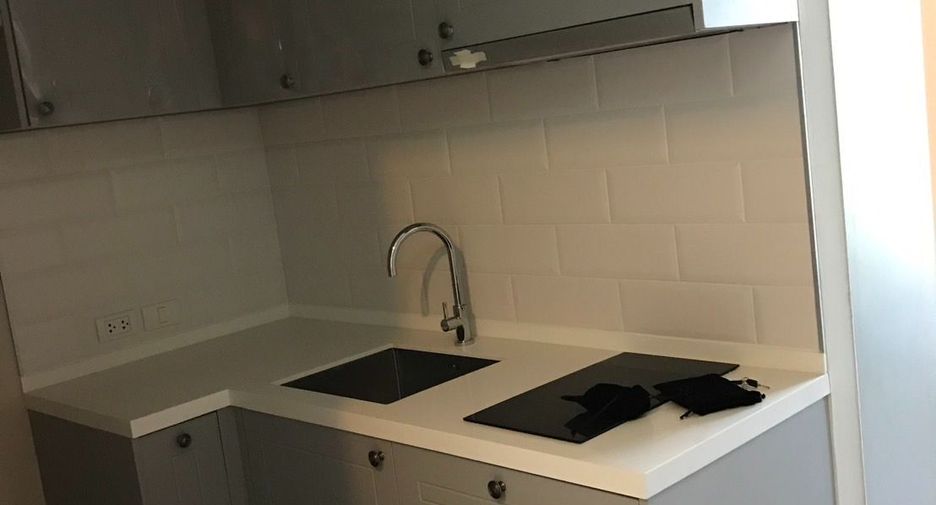 For sale 1 bed condo in Phaya Thai, Bangkok