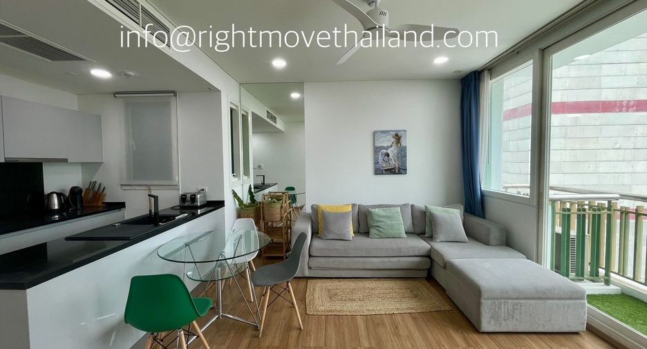 For rent and for sale 1 bed condo in Watthana, Bangkok