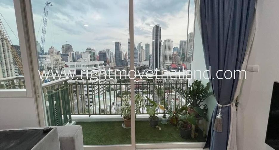 For rent and for sale 1 bed condo in Watthana, Bangkok