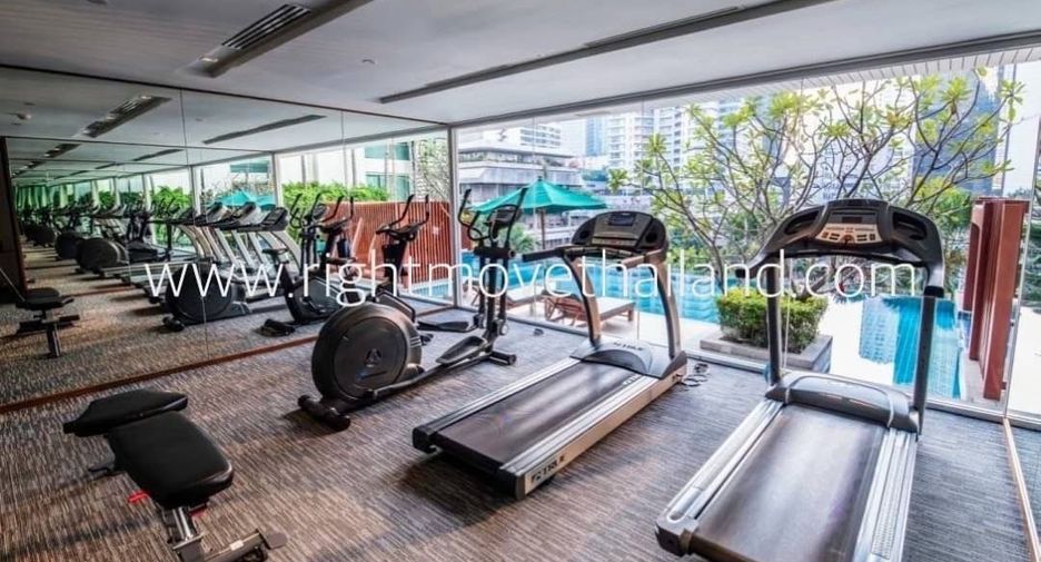For rent and for sale 1 bed condo in Watthana, Bangkok