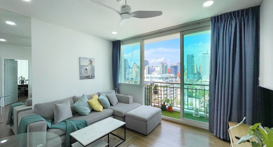 For rent and for sale 1 bed condo in Watthana, Bangkok
