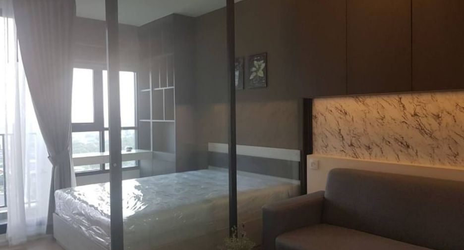 À vendre 1 chambre condo à Si Racha, Chonburi