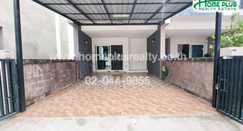 For rent そして for sale 4 Beds townhouse in Khan Na Yao, Bangkok