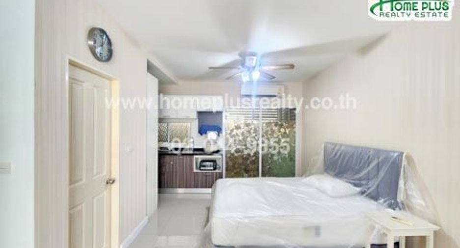 For sale 3 bedrooms townhouse in Bang Kapi, Bangkok