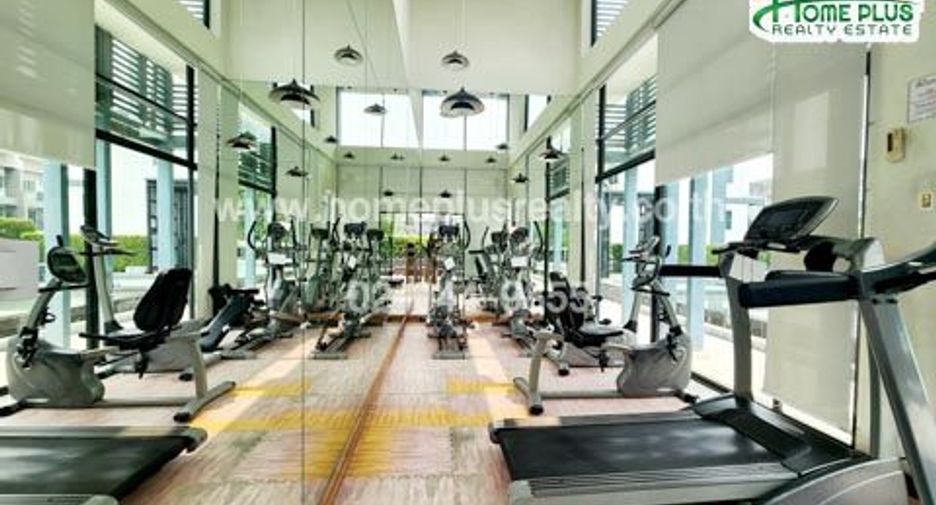 For sale 3 bedrooms townhouse in Bang Kapi, Bangkok