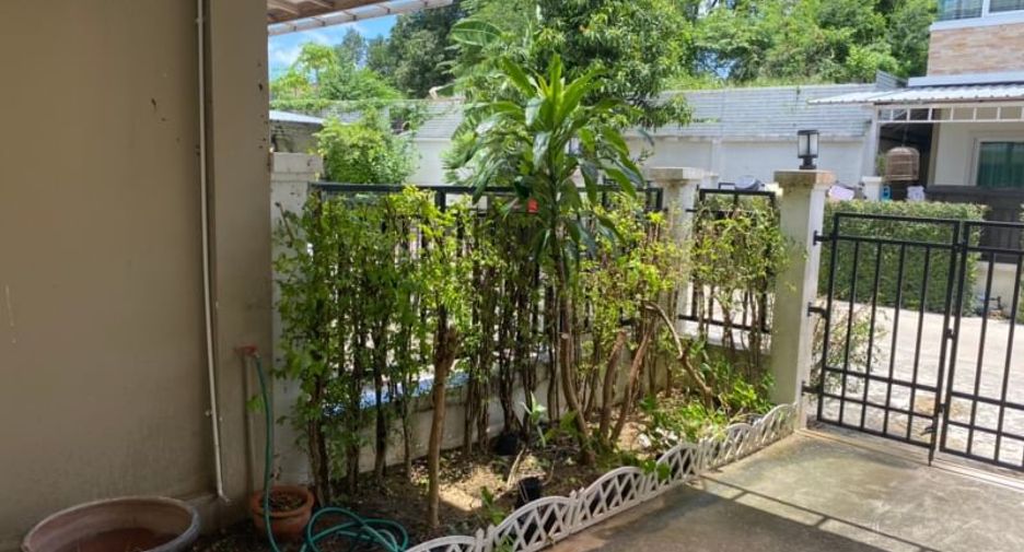 For rent 3 Beds townhouse in Si Racha, Chonburi