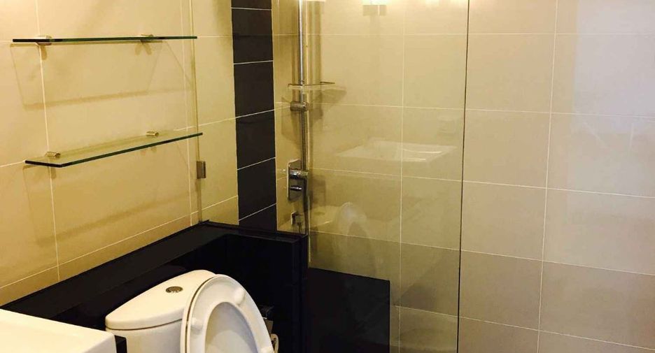 Продажа 2 спальни кондо в Щаттхана, Бангкок