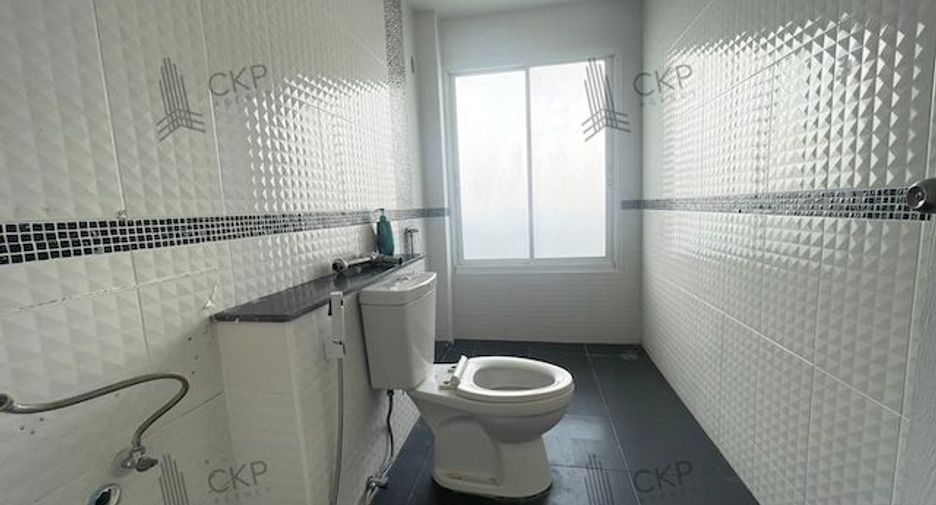 出售 3 卧室 独立屋 在 Sai Mai, 曼谷