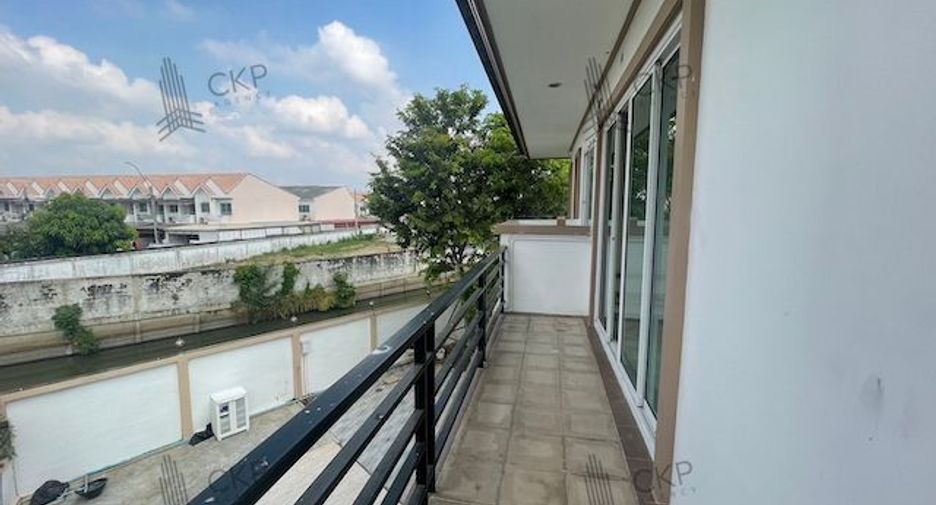 出售 3 卧室 独立屋 在 Sai Mai, 曼谷