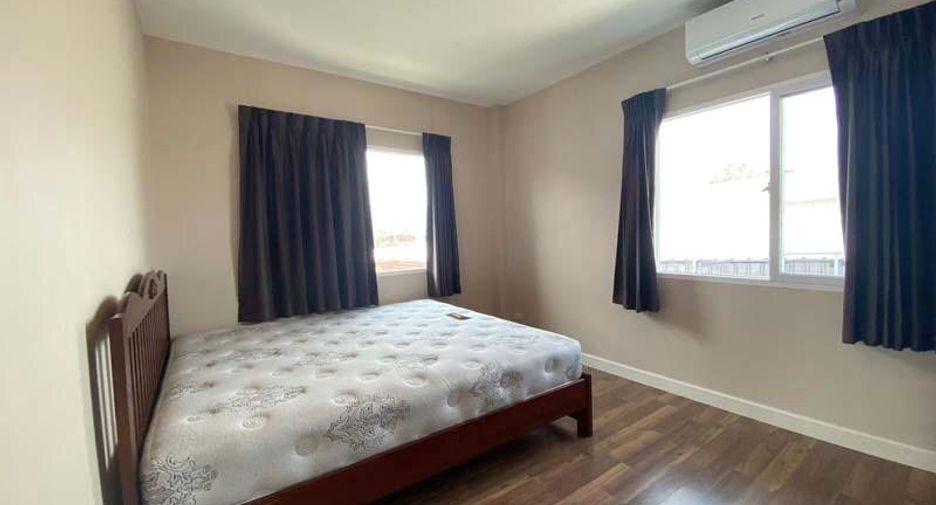 For rent 3 bedrooms house in Mueang Chiang Mai, Chiang Mai