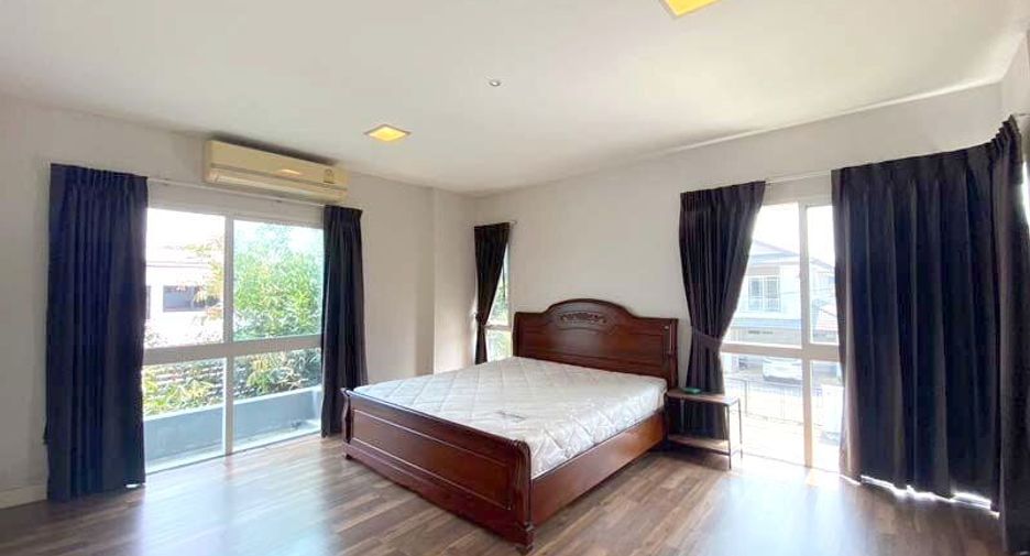 For rent 3 bedrooms house in Mueang Chiang Mai, Chiang Mai