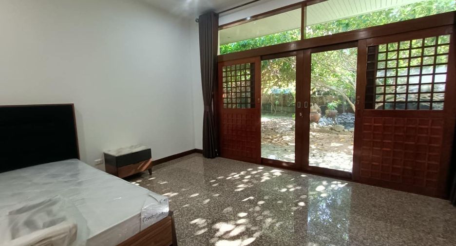 For rent and for sale 4 bed house in Bang Saray, Pattaya