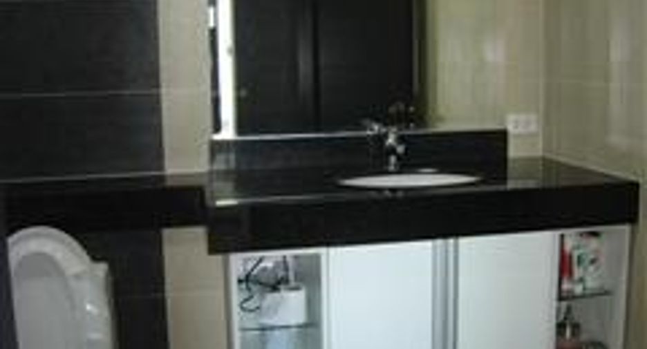For rent 2 bedrooms condo in Bang Lamung, Chonburi
