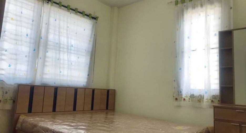 À vendre 3 chambres maison à Si Racha, Chonburi