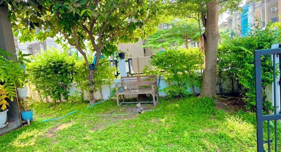 À vendre 3 chambres maison à Si Racha, Chonburi