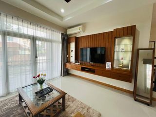 À louer 3 chambres maison à Si Racha, Chonburi