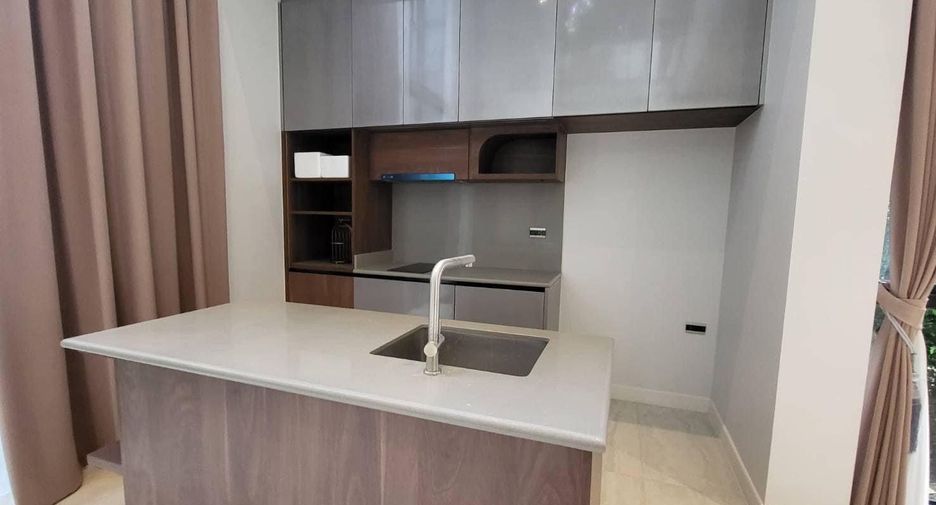 For rent 3 bedrooms house in Bang Kapi, Bangkok