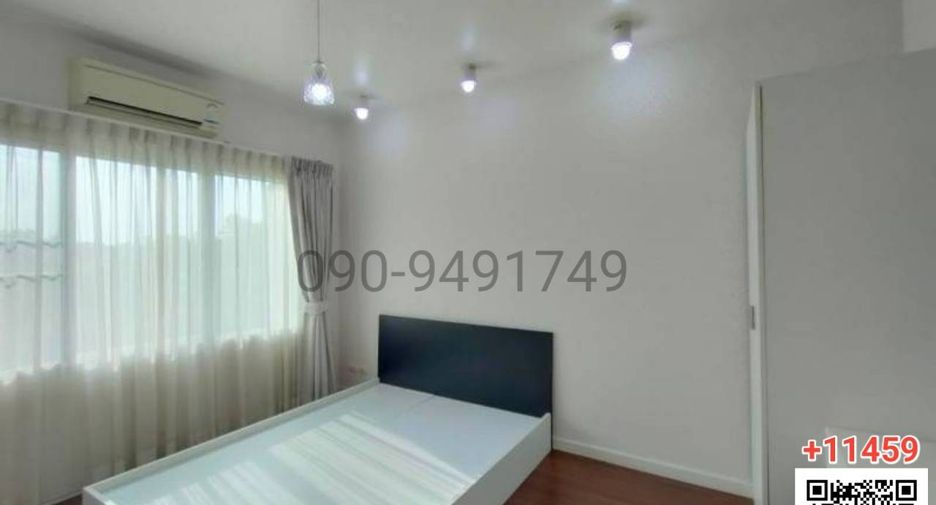 For rent 3 Beds townhouse in Lak Si, Bangkok