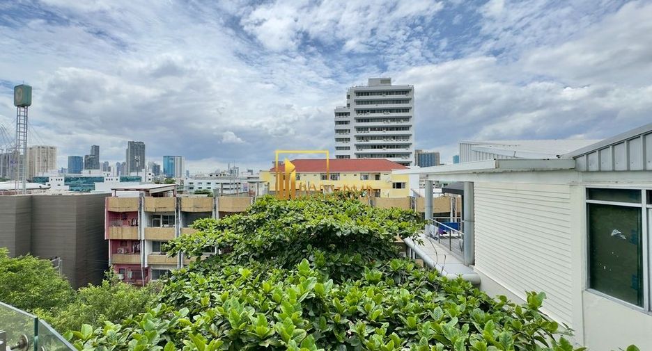 Apartamento con servicios en alquiler de 3 habitaciones en Watthana, Bangkok