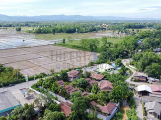 Local comercial en alquiler y en venta de 12 habitaciones en Doi Saket, Chiang Mai