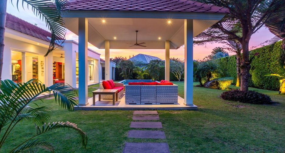 For sale 3 ベッドルーム villa in Hua Hin, Prachuap Khiri Khan