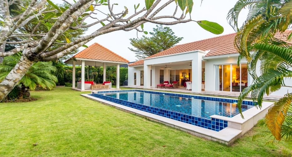 For sale 3 ベッドルーム villa in Hua Hin, Prachuap Khiri Khan