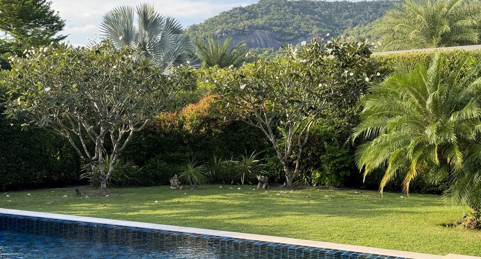 For sale 3 ベッドルーム villa in Hua Hin, Prachuap Khiri Khan