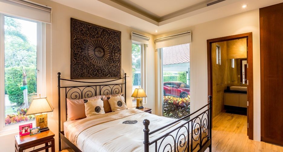 For sale 3 ベッドルーム villa in Hua Hin, Prachuap Khiri Khan